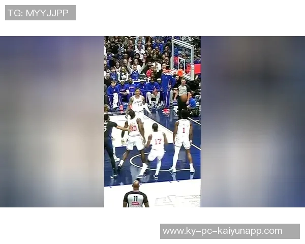 马克威廉姆斯表现出色13投8中贡献18分14篮板其中6个前场篮板助力球队