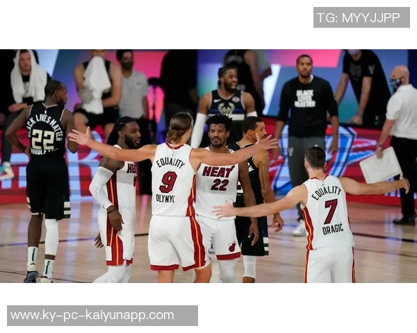 皮尔斯称巴特勒重返迈阿密或获球迷热烈欢迎他的巅峰时刻在热火绽放 皮尔斯称巴特勒重返迈阿密或获球迷热烈欢迎他的巅峰时刻在热火绽放