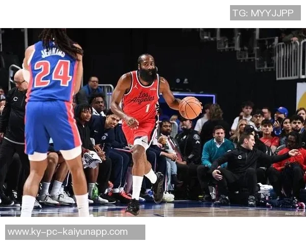 快船半场罚球仅3次哈登与祖巴茨成唯一罚球者引发热议